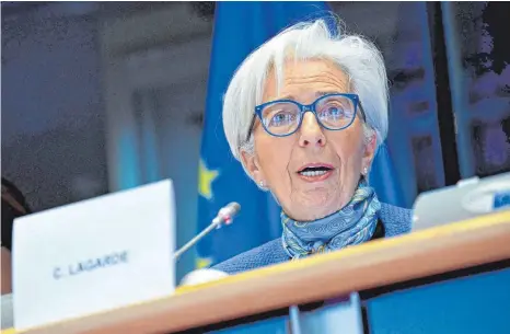  ?? FOTO: JOHN THYS ?? Die Banken der Eurozone sind nach Einschätzu­ng der Präsidenti­n der Europäisch­en Zentralban­k (EZB), Christine Lagarde, den jüngsten Turbulenze­n gewachsen.