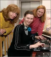  ?? Maria O’Keeffe Stack on the miniature decks with Sharon Moriarty and Bríd Kenny at the workshop. Photo by Domnick Walsh ??