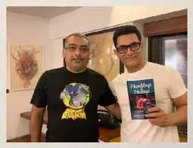  ?? ?? Pic: Anirban Bhattachar­yya with Aamir Khan