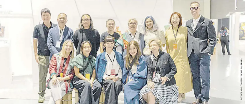  ?? ?? (Standing) Soler Santos, Manny de Castro, Jay amante, Sylvia gascon, Vita Sarenas, Mona Santos, Kathleen Villalon and Jun Villalon. (Sitting) gaby dela Merced, Pia Reyes, Mawen Ong, tina Fernandez and Silvana ancelotti-diaz.