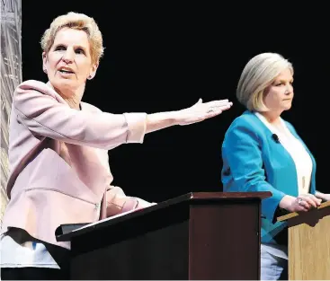  ?? NATHAN DENETTE / THE CANADIAN PRESS FILES ?? Ontario NDP Leader Andrea Horwath, right with former Ontario Liberal leader Kathleen Wynne, has now fought and lost three provincial elections.