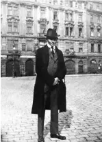  ?? (Keystone-France/Gamma-Keystone via Getty Images/JTA) ?? CZECH WRITER Franz Kafka in Prague around 1896-1906.