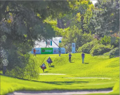  ??  ?? The Shadow Creek Golf Course offered perfect conditions for golfers at Thursday’s first round of the CJ Cup.