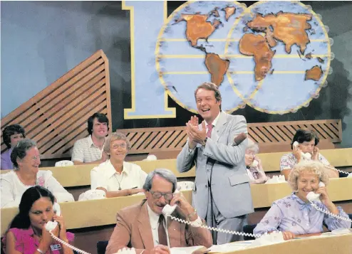  ?? PHOTOS: COURTESY CROSSROADS ?? David Mainse, standing, at the prayer lines in 1978. The show that would become 100 Huntley Street was a fixture of Canadian television for decades.