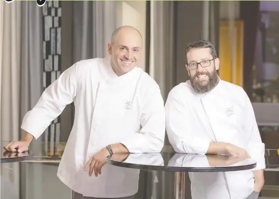  ?? Los chefs Rubén Martín, de la ciudad de Toledo, y Pablo García Millán, de Sevilla, fueron los encargados de elaborar el menú. Cortesía AC Hotels by Marriott /La República ??