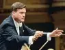  ??  ?? Musikalisc­her Leiter der Bayreu ther Festspiele 2018 ist der Star dirigent Christian Thielemann.