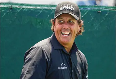  ?? WARREN LITTLE / GETTY IMAGES ?? Phil Mickelson said the setup at Shinnecock Hills Golf Club was one of the best he has seen for a U.S. Open. The course has been lengthened by about 450 yards since 2004.