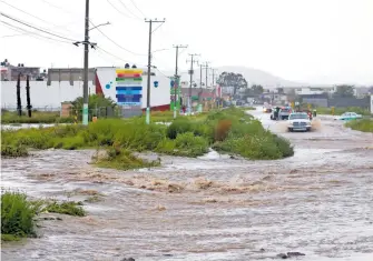  ??  ?? El paso
del Huracán
Grace
dejó daños graves en diversas zonas