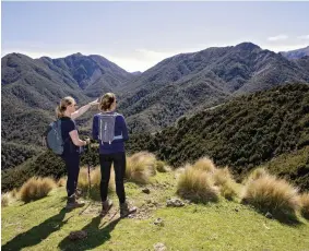  ??  ?? MIDDLE RIGHT The track has majestic views across to the Lewis Pass.