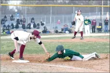  ?? Bud Sullins/Special to Siloam Sunday ?? Siloam Springs first baseman Josh Hunt applies the tag on Alma’s Parker Edwards in the Panthers’ 3-1 win against the Airedales on March 16. Edwards was picked off on the play by pitcher Chance Junkermann. The Panthers went 2-2 in the Best of the West...