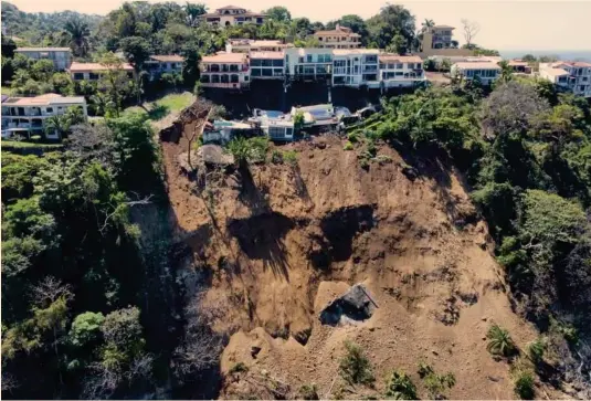  ?? GN ?? El condominio donde se produjo la caída de cinco casas al precipicio se encuentra en el cantón de Garabito, en Puntarenas.