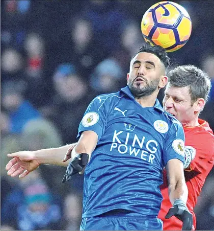  ??  ?? La investigac­ión está financiada por la Fundación Drake. En la imagen, Riyad Mahrez, de Leicester, y James Milner, de Liverpool, en un encuentro de la Liga Premier, este lunes ■ Foto Ap