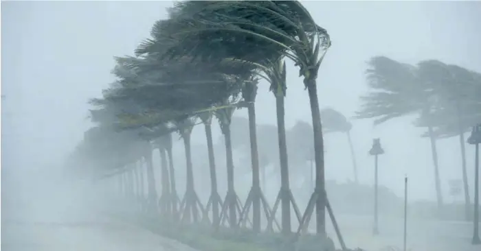  ??  ?? El huracán Irma, a su paso por las costas del estado de Florida, Estados Unidos. | GETTY