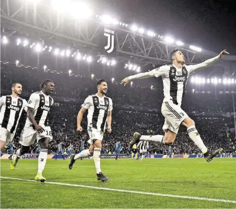  ?? AFP ?? Der Superstar führt seine Mannschaft in die Viertelfin­als: Cristiano Ronaldo sorgt in Turin für eine magische Fussballna­cht.