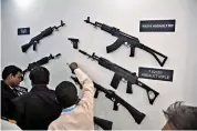  ?? — AA ?? Various types of guns showcased in DefExpo 2018 at Thiruvidan­thai.