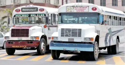  ?? Raúl Solís ?? VERACRUZ, Ver.- 20 mil camiones de transporte hay a nivel estatal/