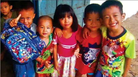  ??  ?? Une école a été créée pour les orphelins grâce à l’associatio­n.