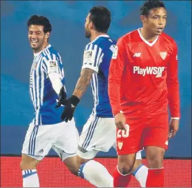  ?? FOTO: EFE ?? Carlos Vela cerró el marcador El atacante mexicano se marcha a la MLS (EE.UU)