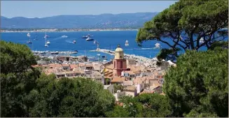  ?? (Photo Jean-Marc Rebour) ?? Plusieurs campagnes de communicat­ion à l’échelle nationale vont vanter les charmes de SaintTrope­z et de son golfe. L’accent sera mis sur la nature et l’art de vivre.