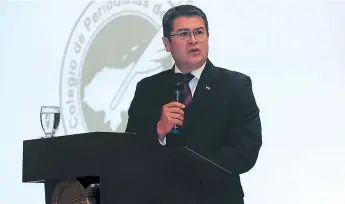  ?? FOTO: ANDRO RODRÍGUEZ ?? ACTO. El Presidente ofreció un discurso en la entrega del premio Álvaro Contreras.