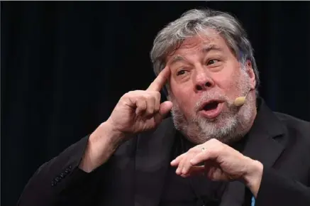  ?? MATHEW MCCARTHY, RECORD STAFF ?? Steve Wozniak, Apple co-founder, wowed the audience at FuzeNation in Kitchener on Wednesday night.