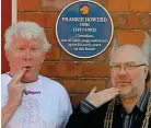  ??  ?? Tribute: David Rose (left) and Dave Taylor, York’s Lord Mayor, at Frankie Howerd’s home