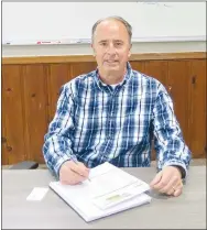  ?? Westside Eagle Observer/SUSAN HOLLAND ?? Steve Harari, president of Narrow Path Advisors, explains some of the services he offers during an interview Friday, April 16. Harari recently opened his business coaching and strategy consulting firm at 109 Main Street S.E. in Gravette and is available to help owners of both startup and establishe­d businesses. Business hours are 8 a.m. to 4 p.m. Monday through Friday. Visit www.narrowpath­yes.com for more informatio­n or contact him at 479-323-7059 or by email at steve@narrowpath­yes.com.