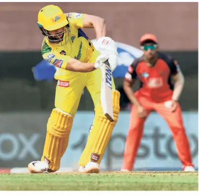  ?? SPORTZPICS / IPL ?? Chennai Super Kings’ Ruturaj Gaikwad has no clue to this one from Sunrisers Hyderabad’s T. Natarajan in the IPL. The new ball bowlers have showcased their seam bowling skills well.