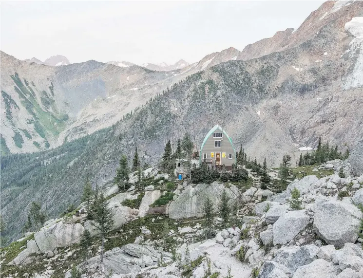  ?? — DESTINATIO­N B.C. ?? The Conrad Kain Hut in Bugaboo Provincial Park in the Purcell Mountains is worth the steep three- to four-hour hike.