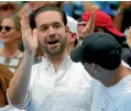  ??  ?? Alexis Ohanian is a happy man after fiancee Serena WIlliams won her opening round match.