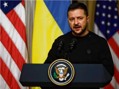  ?? CHIP SOMODEVILL­A/GETTY ?? Ukrainian President Volodymyr Zelensky spoke during a news conference in Washington on Tuesday.