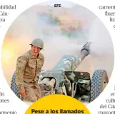  ??  ?? EFE
Pese a los llamados de cese el fuego de la comunidad internacio­nal, los combates siguen su curso mientras ya se habla de por lo menos 100 muertos.