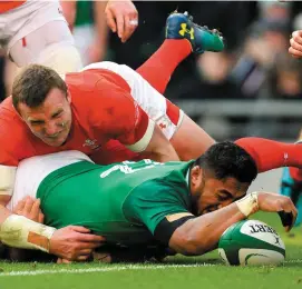  ?? RAMSEY CARDY/SPORTSFILE ?? Bundee Aki’s try was cheered loudest by all of us who measure Irishness by deed and not by birth