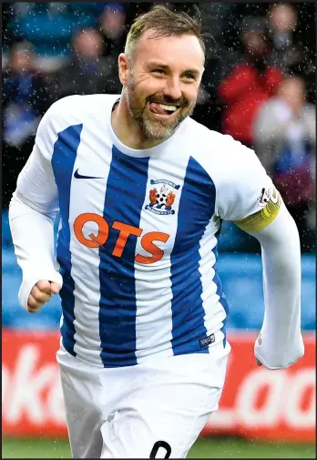  ??  ?? Kris Boyd celebrates his 19th goal of the season as rejuvenate­d Killie continued their impressive run