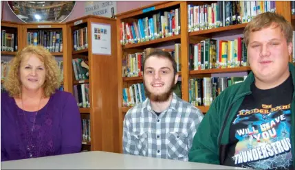  ?? SYD HAYMAN/THREE RIVERS EDITION ?? From left, Sheila Morgan, biology and environmen­tal-science teacher at Riverview High School; Dylan Brown, senior; and Dalton Pruitt, junior, were a part of the proposal that was presented to the Searcy City Council for the constructi­on of a new...