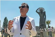 Develan estatua a la cultura menonita - PressReader