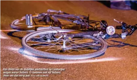  ?? FOTO TOM PALMAERS ?? Een derde van de dodelijke slachtoffe­rs op Limburgse wegen waren fietsers. Er kwamen ook vijf fietsers meer om dan vorig jaar.