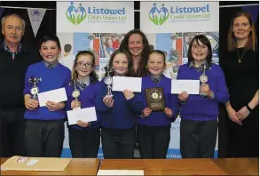  ??  ?? Lisselton NS first in the U11 Listowel Credit Unuion quiz. From left, Leo Daly, Listowel Credit Union, Odhran Buckley, Daisy O’Connor, Kenzie Enright, Denise Wren, Teacher, Niamh Mulvihill, Tadhg Long and Ashley Fitzgerald Listowel Credit Union.