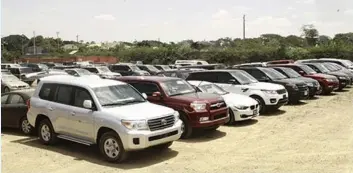  ?? EDIÇÕES NOVEMBRO ?? Mesmo no parque de estacionam­ento as viaturas de pacatos cidadãos não estão seguras