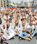  ?? CARLOS GARCIA RAWLINS/REUTERS ?? Tintori encabezó la manifestac­ión.