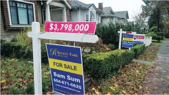  ?? JASON PAYNE/FILES ?? University of B.C. Prof. Tom Davidoff says the NDP’s measures to cool the housing market could create a “worrisome” situation where recent buyers owe much more than their homes are worth.