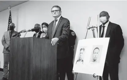  ?? Marie D. De Jesús / Staff photograph­er ?? Police Department Lt. John McGalin answers questions at a news conference on the investigat­ion in the slaying of off-duty New Orleans Police Detective Everett Briscoe. Surveillan­ce footage and a tip to police helped in the case.