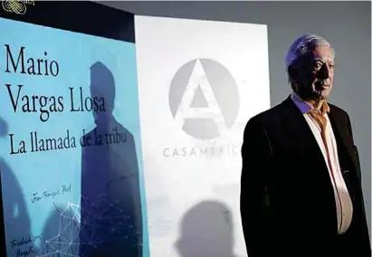  ??  ?? CRITICA. El peruano Mario Vargas Llosa presentó su nuevo libro
ayer, en Madrid.