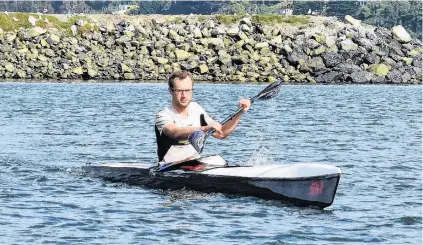  ?? PHOTO: WAYNE PARSONS ?? On the water . . . Richard Campbell trains on the Otago Harbour in preparatio­n for next month’s Coast to Coast.