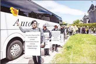  ??  ?? Protesters demonstrat­e in the Free Speech Zone outside La Malbaie on June 9, during the G7 Summit. (AFP)