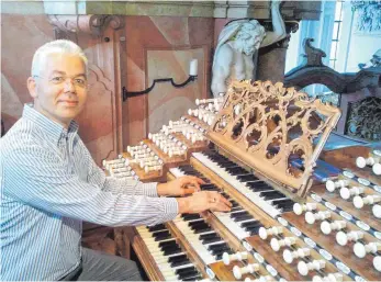  ?? FOTO: VERANSTALT­ER ?? Professor Stefan Johannes Bleicher kehrt im Rahmen der Tonkunst an seine Wurzeln in Bad Saulgau zurück und gibt in der St.-Johannes-Kirche ein Konzert.