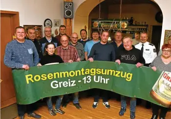  ?? CHRISTIAN FREUND ?? Die Teilnehmer der Organisati­onsrunde für den Greizer Rosenmonta­gs-jubiläumsu­mzug haben das Ereignis bis ins Detail geplant.