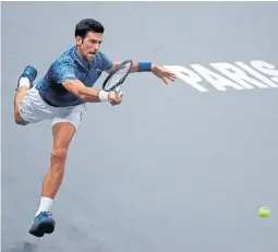  ?? Reuters ?? djokovic jugará hoy por los 8vos de parís-Bercy