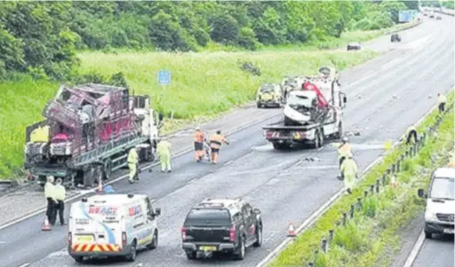  ?? DIANE VOSE ?? The scene of the M4 crash near junction 17 in June 2014
