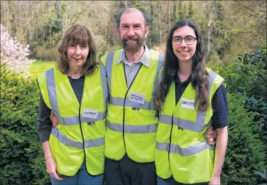  ?? Ref: 13-1121B ?? Kathy, Jon and Charlotte Summers have been named Volunteers of the Week